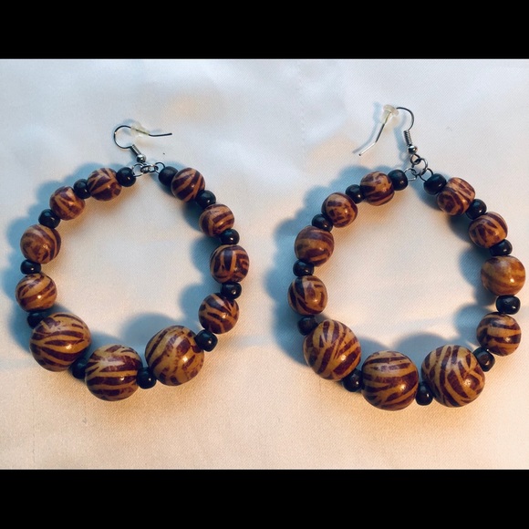 Wood Hoop Earrings and Bangle Set - Picture 3 of 6
